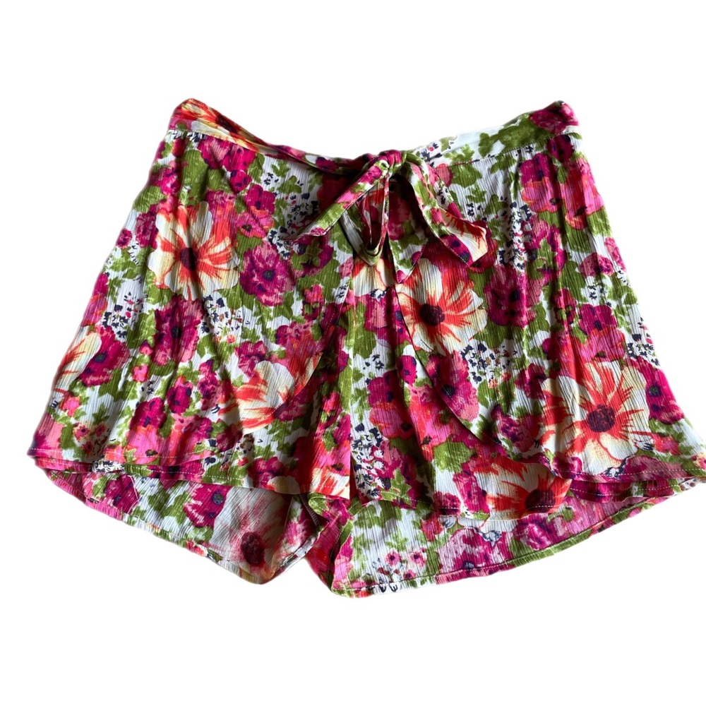 FOREVER 21 Floral shorts size large